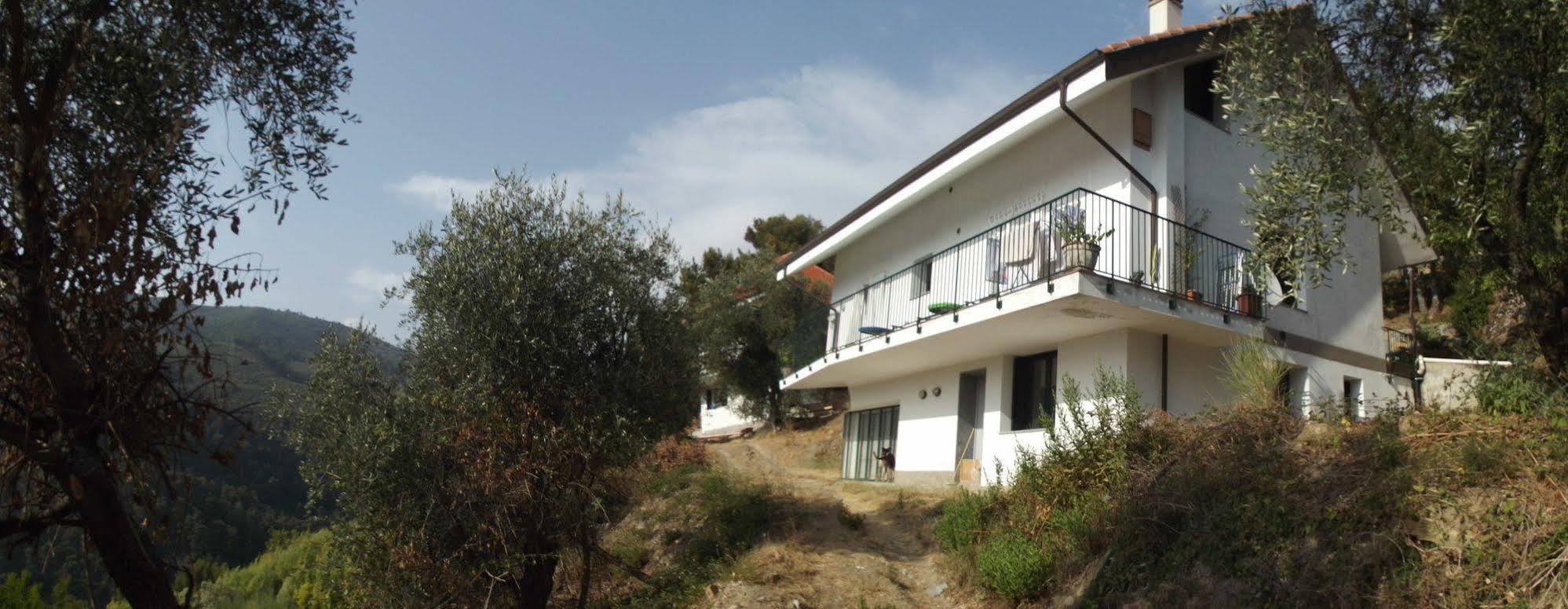 B&B L'Intrigante Seborga Exterior foto
